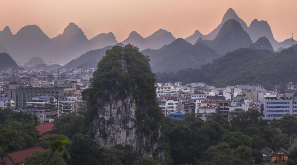 Guilin Sky Palace Hotel Buitenkant foto