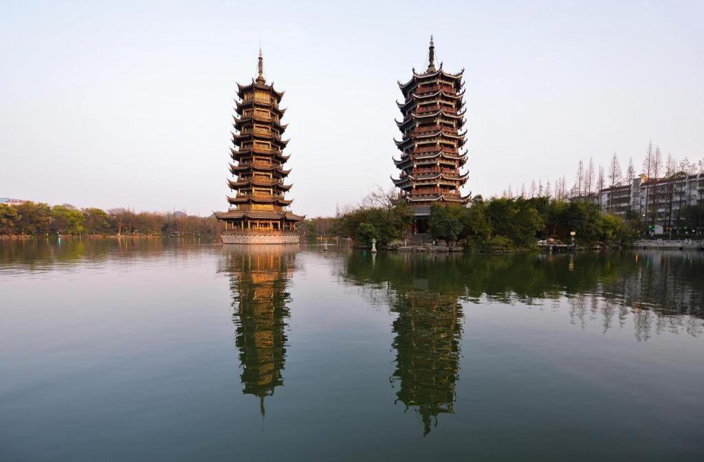 Guilin Sky Palace Hotel Buitenkant foto